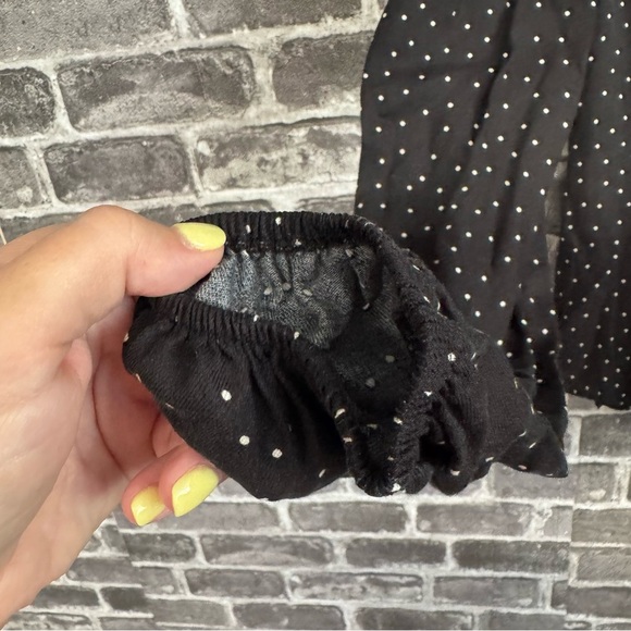 REFORMATION Alaina Wrap Top Ditto Dot Black White Polka Dot Print blouse shirt - Picture 5 of 13